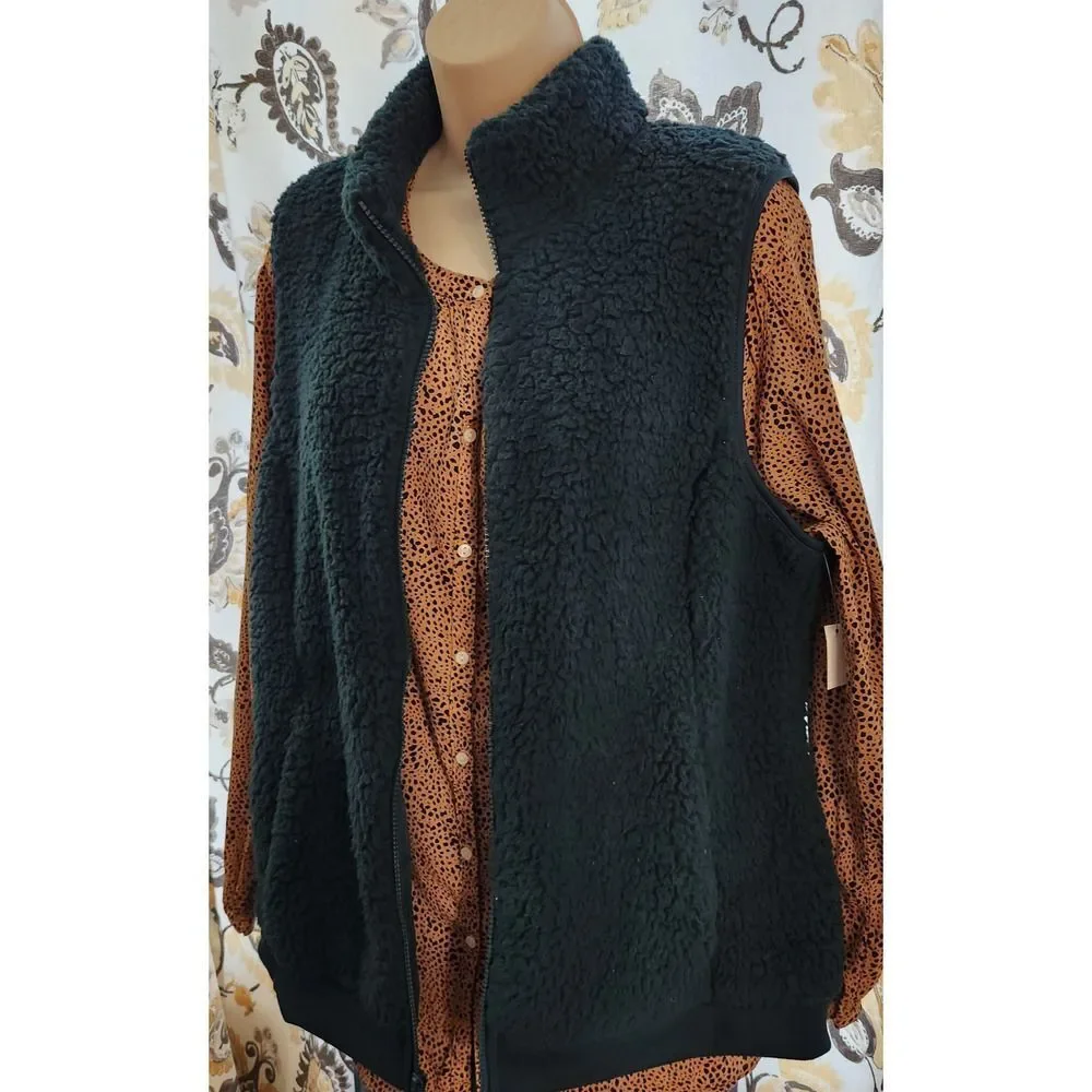Time & Tru Sweater Vest Zip Front Women's Large Green Pockets Warm Light Weight
